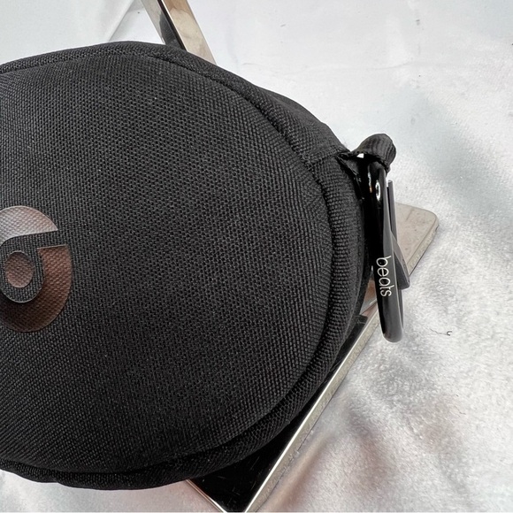 BEATS by Dre Black Soft Headphones Case - Picture 5 of 6